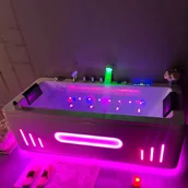 Wanny z hydromasażem - Wanna z hydromasażem Aquaholm PREMIUM LINE A9004 170cm x 80cm x 58cm DYSZE OBROTOWE BLUETOOTH, PODGRZEWACZ WODY, WODOSPAD, USB, PILOT - miniaturka - grafika 1