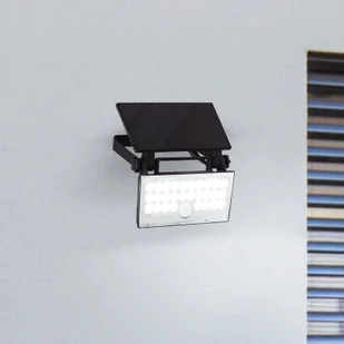 Brilliant Solarny zewnętrzny reflektor ścienny LED Luton Sensor, czarny, szer. 19 cm - Lampy ogrodowe - miniaturka - grafika 1