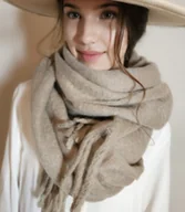 Apaszki i szaliki damskie - Szal szalik Gruba Chusta frędzle jednokolorowy ciepły miękki 180x45 cm - miniaturka - grafika 1