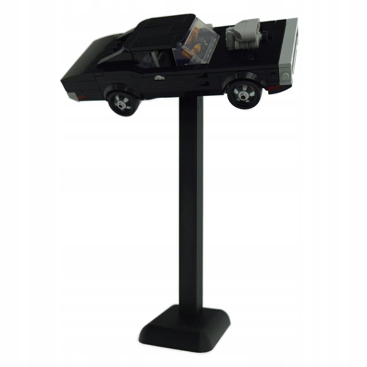 Podstawka pod samochody Speed Champions 20cm - ekspozytor - NA PREZENT