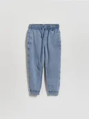 Spodnie i spodenki dla chłopców - Reserved - Joggery z efektem sprania - niebieski - miniaturka - grafika 1