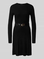 Sukienki - Sukienka o długości do kolan z paskiem w talii - miniaturka - grafika 1