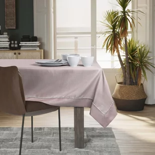Obrus Empire Pudrowy róż Gładki Klasyczny 140x240 AmeliaHome - TCLOTH/AH/EMPIRE/BRD/PPG/POWDERPINK/140X240 - Obrusy i serwetki - miniaturka - grafika 1
