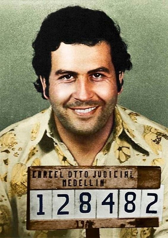 PODKŁADKA POD MYSZ Z Nadrukiem 22x18 cm Pablo Escobar Narcos Serial Prezent