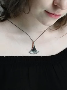 Venus Galeria Wisiorek srebrny - Ginko  II szary - Zawieszki - miniaturka - grafika 1