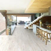 Panele podłogowe - Panel winylowy Whitemist Oak - miniaturka - grafika 1