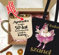 Gadżety dla niej i dla niego - Zestaw prezentowy na 50 urodziny - kubek na 50 z imieniem oraz torba - miniaturka - grafika 1