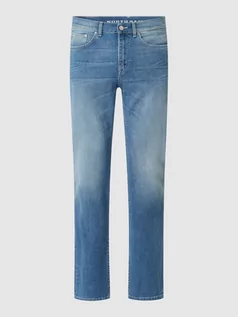 Spodnie męskie - Jeansy o kroju regular fit ze streczem - grafika 1