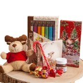 Zestawy upominkowe - PACZKA świąteczna dla dziecka z czekoladowymi kredkami, maskotką i słodyczami - miniaturka - grafika 1