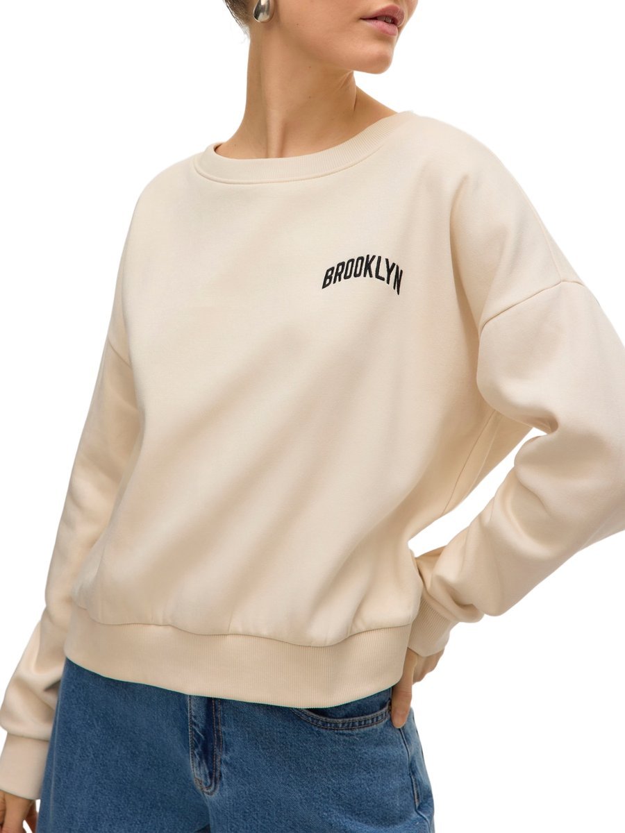 VERO MODA KREMOWA BLUZA Z NAPISEM BROOKLYN I NY M 6BA