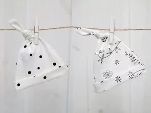 Sleepee, Czapeczka Krasnal, 2-4 miesiące, 2 szt. - Moda i Uroda OUTLET - miniaturka - grafika 1