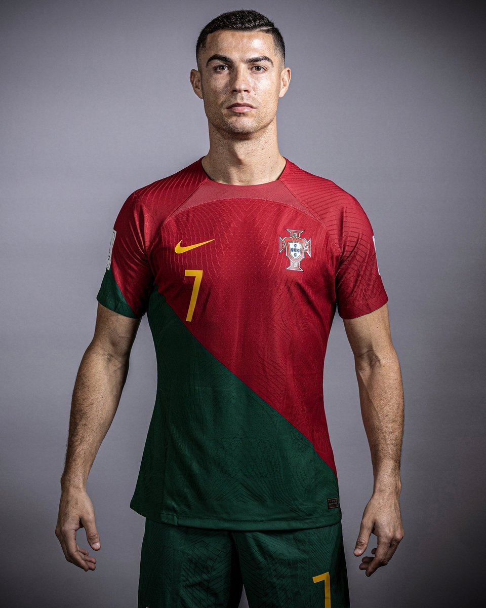 PODKŁADKA POD MYSZ Nadruk 22x18 cm Cristiano Ronaldo Portugalia Prezent