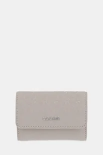 Calvin Klein portfel damski kolor beżowy LV04F1038G - Portfele - miniaturka - grafika 1