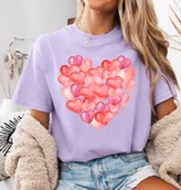 Koszulki i topy damskie - Fiołkowa damska koszulka z sercem w kwiaty - miniaturka - grafika 1