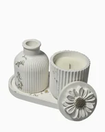 Świece - Zestaw Flower Gold - 3 elementy - Świeca Perfumowana 130 ml o zapachu Inspirowanym perfumami J’adore - Podstawka - Dzbanek - miniaturka - grafika 1