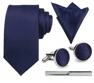 Krawaty i muchy męskie - Zestaw męski w pudełku - krawat + poszetka + spinki do mankietów + spinka do krawata GRANATOWY - miniaturka - grafika 1