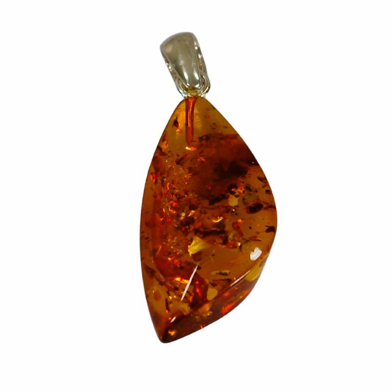 Wisior z koniakowego bursztynu