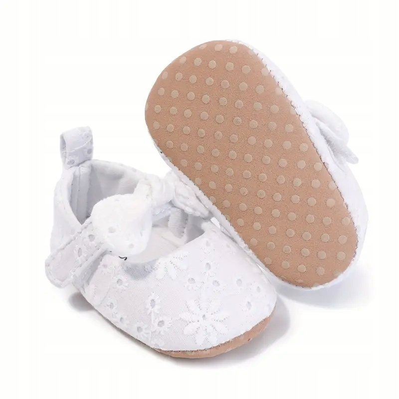 Piękne buciki dla niemowlaka chrzest modne buty do chrztu 9 cm