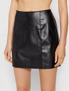 Spódnice - Calvin Klein Spódnica z imitacji skóry J20J216454 Czarny Slim Fit - grafika 1