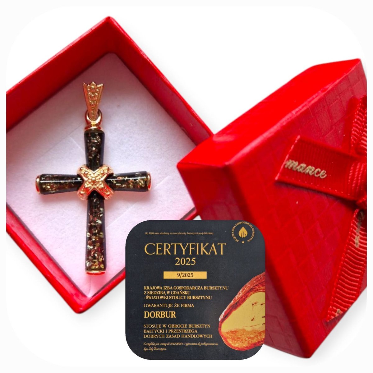 Zawieszka krzyżyk bursztynowy, wisiorek srebrny z zielonym bursztynem