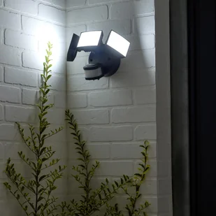 Inspire Naświetlacz zewnętrzny Bastia czarny IP65 LED - Oświetlenie warsztatowe - miniaturka - grafika 1