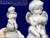 Figurki dekoracyjne - Aniołek na kuli - alabaster grecki - miniaturka - grafika 1