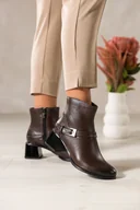 Botki damskie - Czekoladowe botki skórzane damskie na ozdobnym klocku pasek ze srebrną klamerką PRODUKT POLSKI Casu 39437 - miniaturka - grafika 1