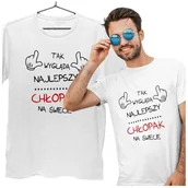 Walentynki - KOSZULKA NA WALENTYNKI PREZENT DLA CHŁOPAKA TAK WYGLĄDA CHŁOPAK - miniaturka - grafika 1