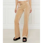 Dresy damskie - Juicy Couture Spodnie dresowe CHRISTINE | flare fit | low rise - miniaturka - grafika 1