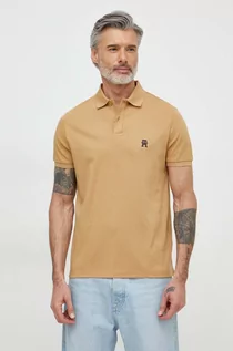 Koszulki męskie - Tommy Hilfiger polo bawełniane kolor beżowy gładki - grafika 1