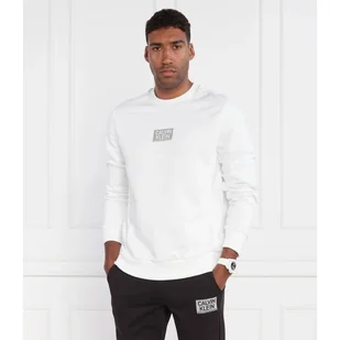 Calvin Klein Bluza GLOSS STENCIL LOGO Regular Fit - Bluzy męskie - miniaturka - grafika 1