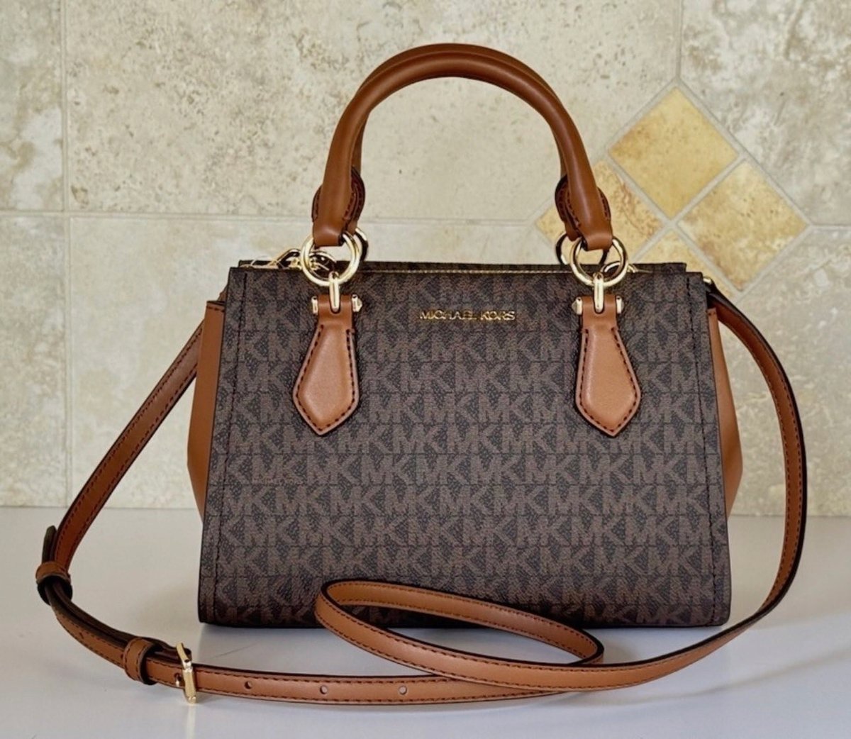 Michael Kors torebka damska brązowa skóra ekologiczna kuferek elegancka