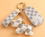 Akcesoria motoryzacyjne - AUDI ETUI na kluczyk BRELOK do pilota + OZDOBA A3 A4 A5 A6 A7 A8 A4L A6L S8 - miniaturka - grafika 1