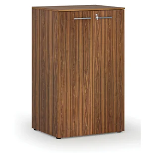 Szafa biurowa z drzwiami PRIMO WOOD, 3 półki, 1335 x 800 x 640 mm, orzech - Szafy biurowe - miniaturka - grafika 1