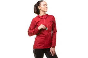 RONHILL Wodoodporna kurtka biegowa damska TECH GORE-TEX MERCURIAL JACKET jam/flame - Kurtki i kamizelki sportowe damskie - miniaturka - grafika 5