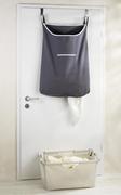 Kosze na bieliznę - Wenko Torba na pranie ubrania CANGURO GREY zawieszana na drzwi (B01DIT0612) - miniaturka - grafika 1