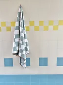 Okrycia kąpielowe dla dzieci - Ręcznik kąpielowy OLYA KIDS wzór CHESS AZURE L 160x100cm - miniaturka - grafika 1