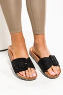 Klapki i japonki damskie - Czarne klapki damskie z szerokim paskiem klamra profilowana korkowa podeszwa Casu 2411-1-37 - miniaturka - grafika 1