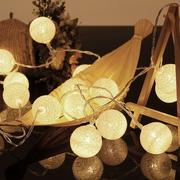 Lampy pozostałe - Lampki dekoracyjne LED cotton balls - białe - miniaturka - grafika 1
