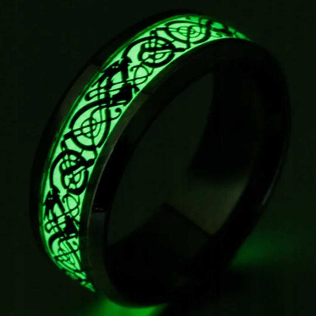 Czarny Sygnet Srebrny Smok Celtycki Glow Dark Świecący w Ciemności Wolfram