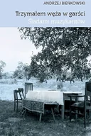 Publicystyka - Trzymałem węża w garści. Śladami muzykantów - miniaturka - grafika 1