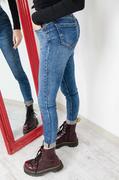 Spodnie damskie - Spodnie jeansowe typu push up. Polecane dla wysokich - Olika - miniaturka - grafika 1