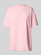 Koszulki i topy damskie - T-shirt o kroju oversized z nadrukiem z logo - miniaturka - grafika 1