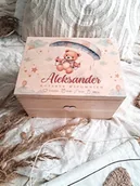 Pamiątka Chrztu Świętego - KUFEREK MIŚ W SPADOCHRONIE z metryczką, prezent na roczek, chrzest, urodziny - miniaturka - grafika 1