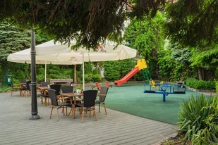 Wakacje na mazurach w Hotelu nad Pisą - Czasopisma - miniaturka - grafika 1