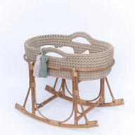 Domki dla lalek - Kołyska dla lalki- Kosz Mojżesza (RÓŻOWE ZŁOTO) z materacem, zestawem pościeli, frędzlami + WIKLINOWY bujak - miniaturka - grafika 1