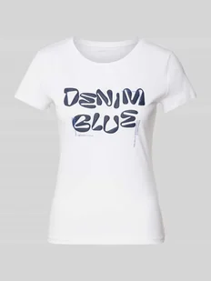 T-shirt o kroju regular fit z nadrukiem z napisem - Koszulki i topy damskie - miniaturka - grafika 1