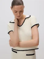 Swetry damskie - Reserved - Sweter polo - złamana biel - miniaturka - grafika 1