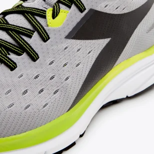 Buty biegowe męskie DIADORA MYTHOS BLUSHIELD 6 - Buty sportowe męskie - miniaturka - grafika 5