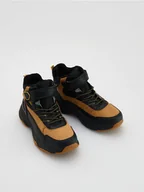 Buty dla chłopców - Reserved - Wysokie buty trekkingowe - bursztynowy - miniaturka - grafika 1